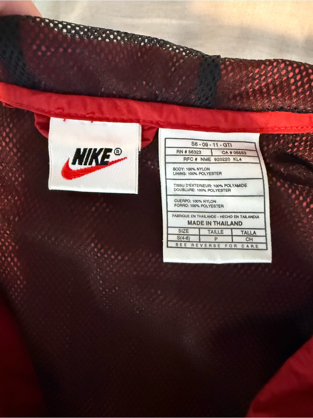 Nike Red Women's Hooded Anorak Pullover - Picture 2 of 5